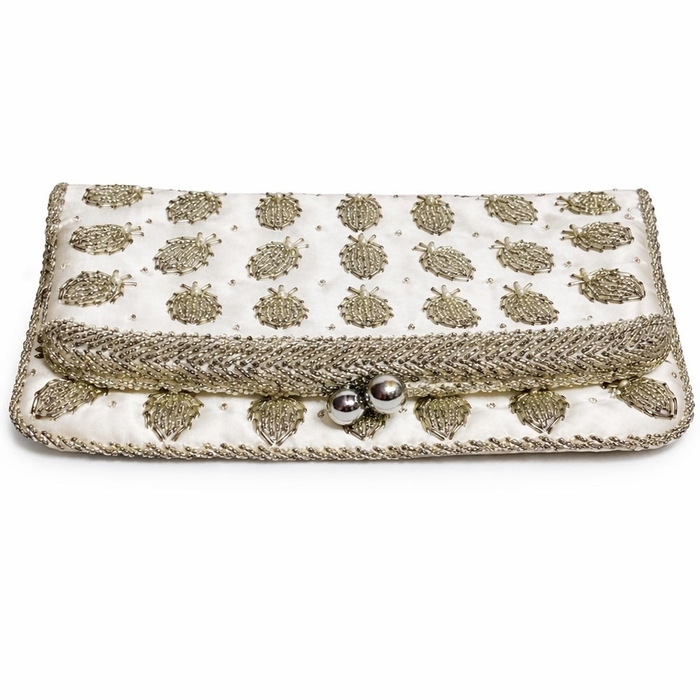 Elegant Vintage Silver & white beaded beetle Clutch - Picture 2 of 11